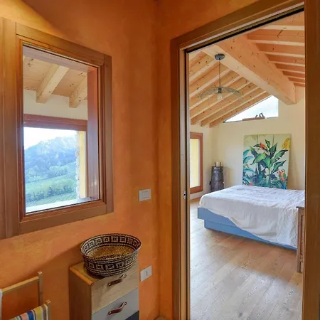 Holiday home Awesome In With Wifi Miane